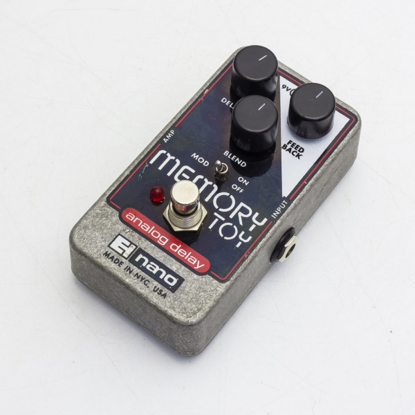 Electro-Harmonix Memory Toy Analog Delay Electro-Harmonix Memory Toy Analog Delay
