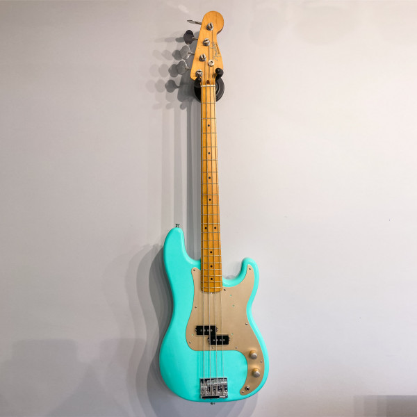 Fender Precision Bass