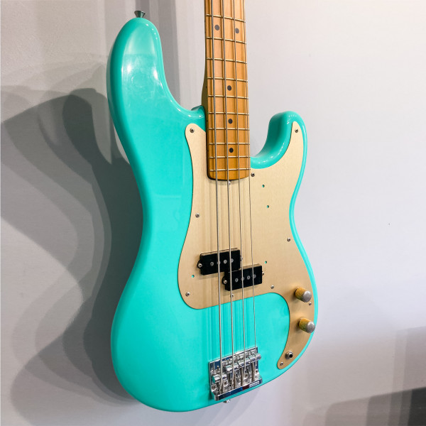 Fender Precision Bass