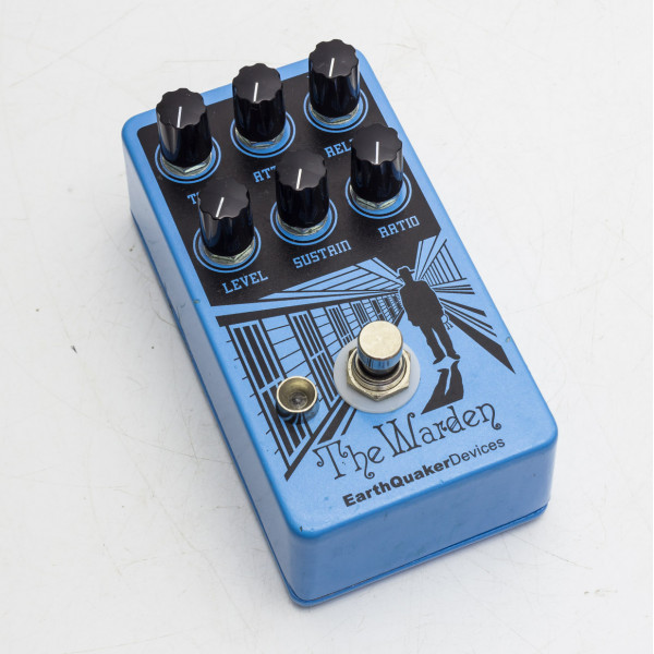 EarthQuaker Devices The Warden