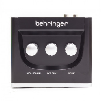 Behringer UM2