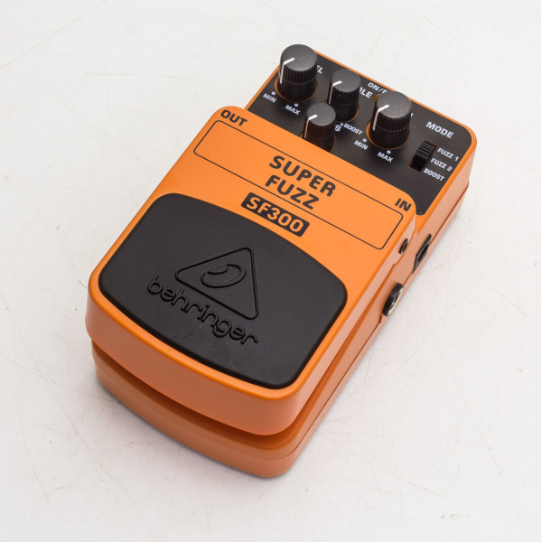 Behringer SF300 Super Fuzz