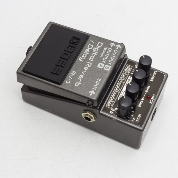 Boss RV-3 Digital Reverb Delay