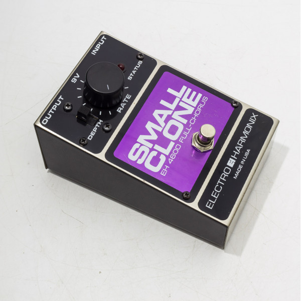 Electro-Harmonix EH4600 Small Clone Analog Chorus