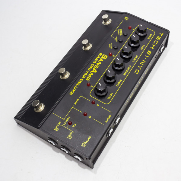 Tech 21 Sansamp Programmable Bass Driver Deluxe