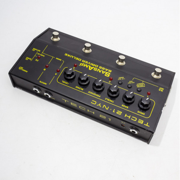 Tech 21 Sansamp Programmable Bass Driver Deluxe