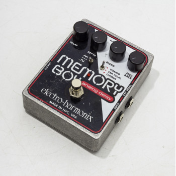 Electro-Harmonix Memory Boy Analog delay