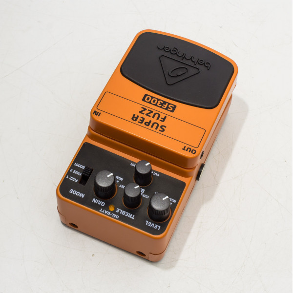 Behringer SF300 Super Fuzz