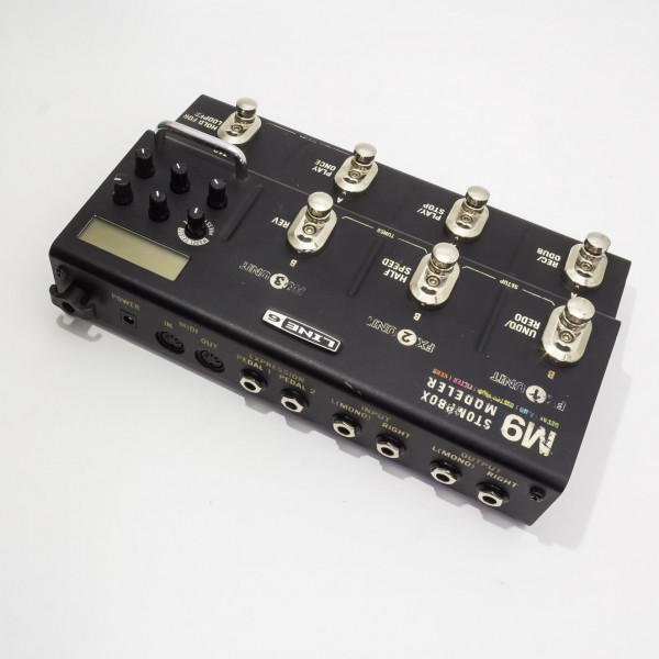 Line 6 M9 Guitar Multi-Effects Pedal