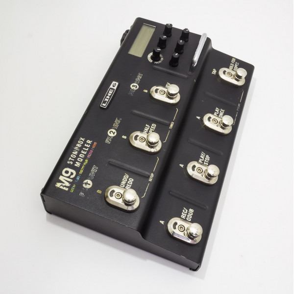 Line 6 M9 Guitar Multi-Effects Pedal