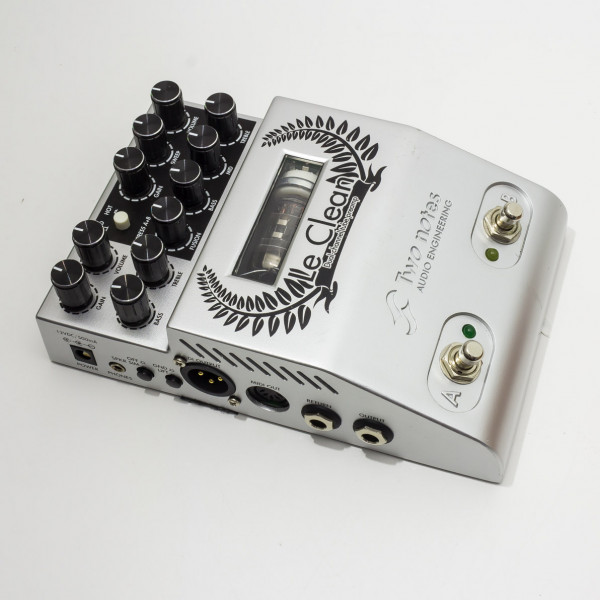 Two Notes Le Clean Dual Channel Tube Preamp