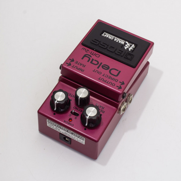 Boss DM-2W Delay Waza Craft Boss DM-2W Delay Waza Craft