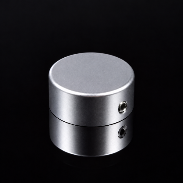 Daier Aluminium Footswitch Topper Silver - алюминиевая насадка на кнопку педали