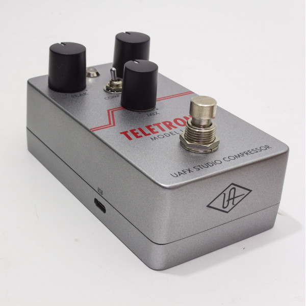 Universal Audio UAFX Teletronix LA-2A Studio Compressor Universal Audio UAFX Teletronix LA-2A Studio Compressor