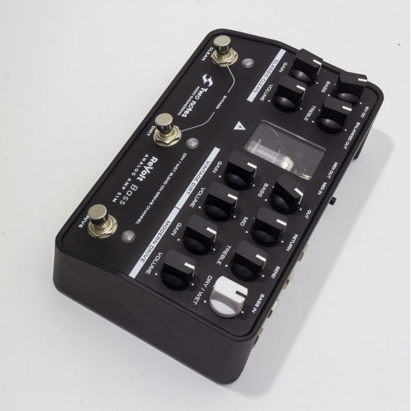 Two Notes ReVolt Bass Preamp Two Notes ReVolt Bass Preamp