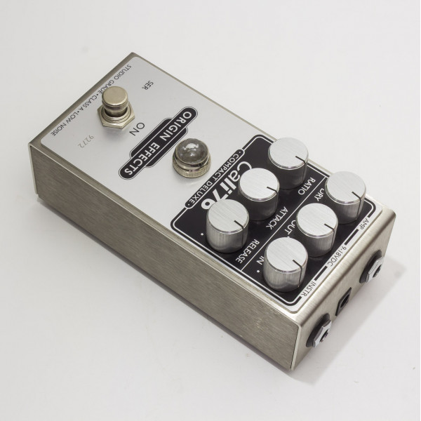 Origin Effects Cali76 Compact Deluxe Compressor Origin Effects Cali76 Compact Deluxe Compressor
