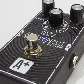 ​Shift Line A+ Astronaut 
