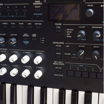 Korg Wavestate Wave Sequencing Synthesizer